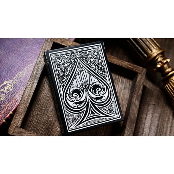 VT1_CARDSSANCT_BLK_0