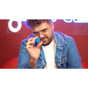 AMBITIOUS BRICK (Gimmicks and Online Instructions) by Julio Montoro and Gabbo Torres - Trick (VT)