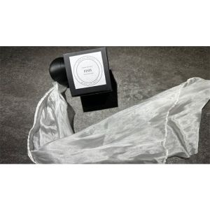Hyper Silk Ball by Peng Min & Storm Creative (Black)