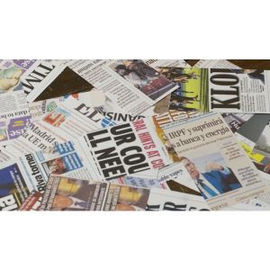 Instant Paper to Money (Euro) by Miguel Pizarro