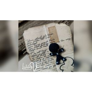 Letter V by Handy Altan -TRICK