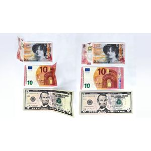 The Right Bill (GBP) by Wang Zhe & Bacon Magic