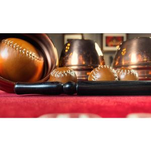 Wooden wand PRO (Bold Black) by Harry He & Bacon Magic - Trick
